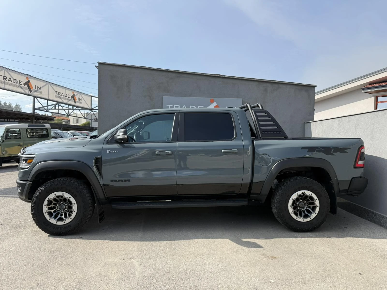 Dodge RAM 1500 TRX CREW CAB 6.2L HEMI V8 SRT Supercharged - изображение 7