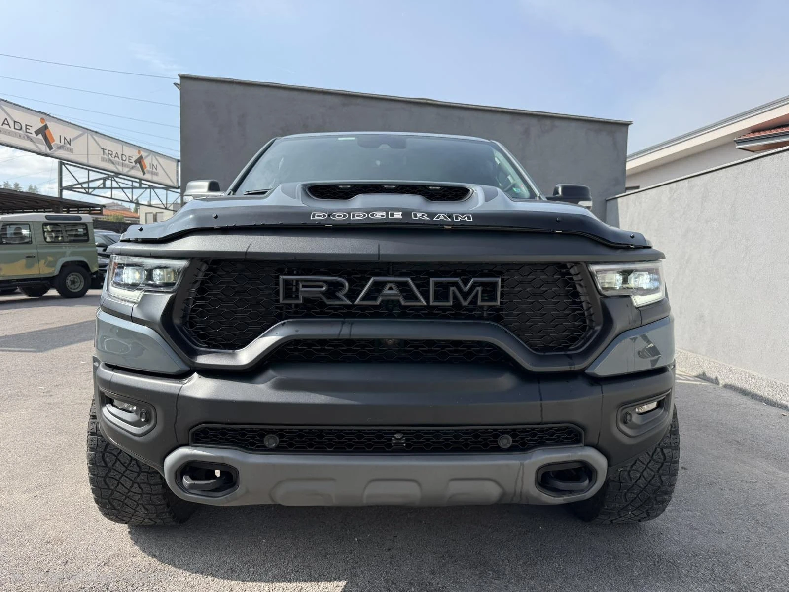 Dodge RAM 1500 TRX CREW CAB 6.2L HEMI V8 SRT Supercharged - изображение 2