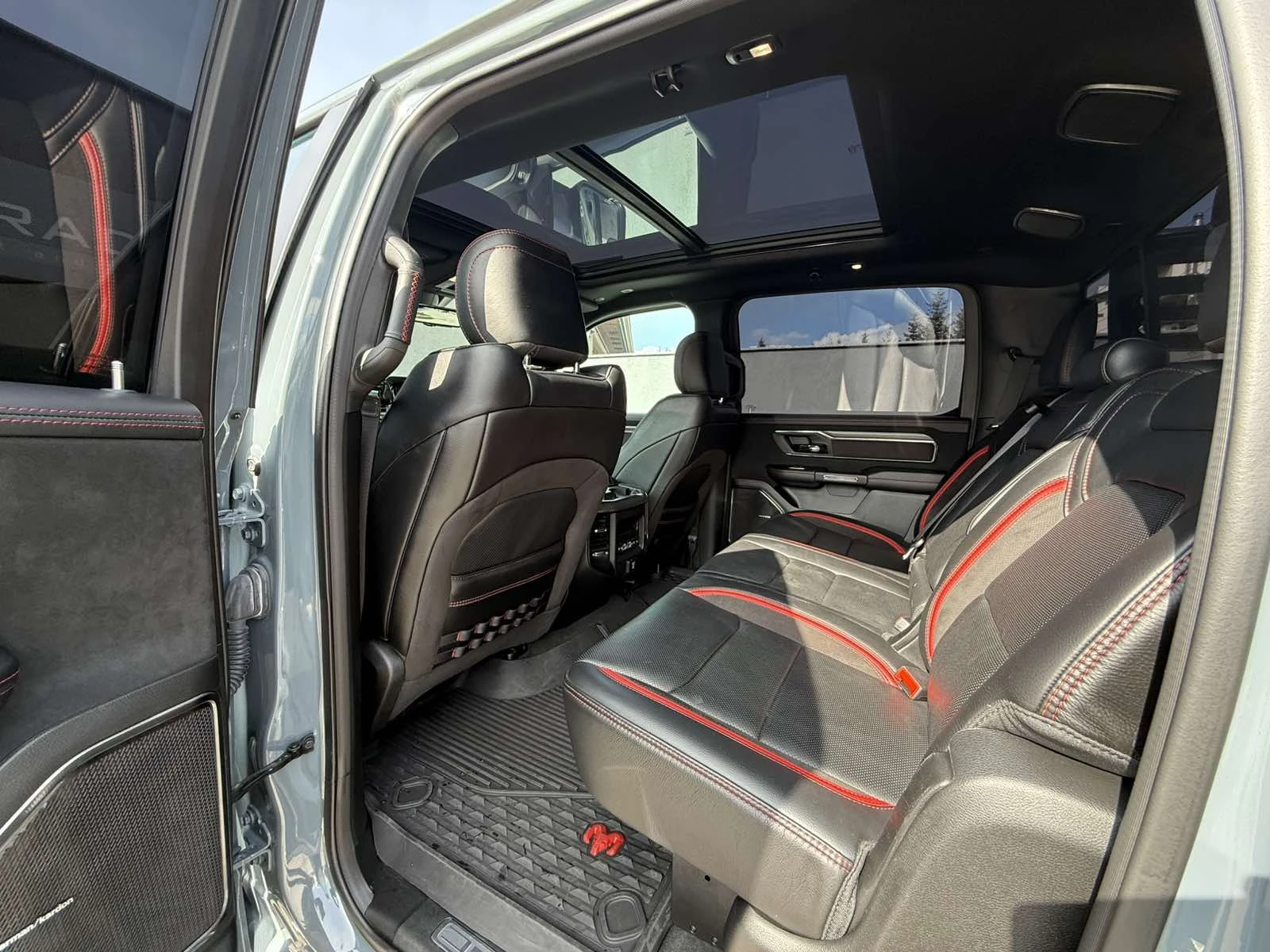 Dodge RAM 1500 TRX CREW CAB 6.2L HEMI V8 SRT Supercharged | Mobile.bg   17