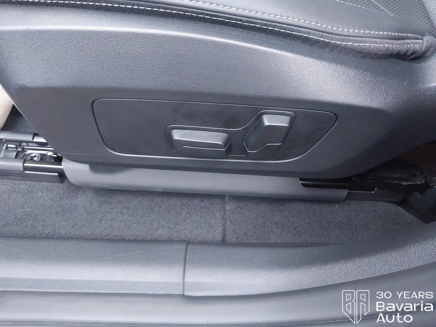 BMW iX1 30 xDrive xLine | Mobile.bg   13