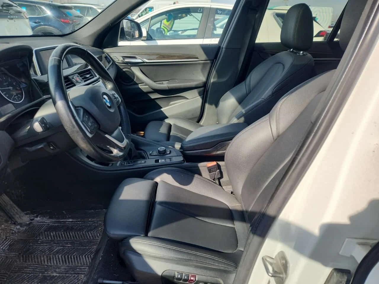 BMW X1 * XDRIVE28I * ПОДГРЕВ* ПАНОРАМА*  - изображение 5