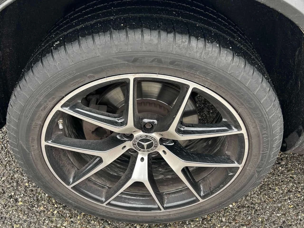 Mercedes-Benz GLC 300 4MATIC* DISTRONIC* 360КАМЕРИ* ПАНОРАМА* , снимка 7 - Автомобили и джипове - 54183346