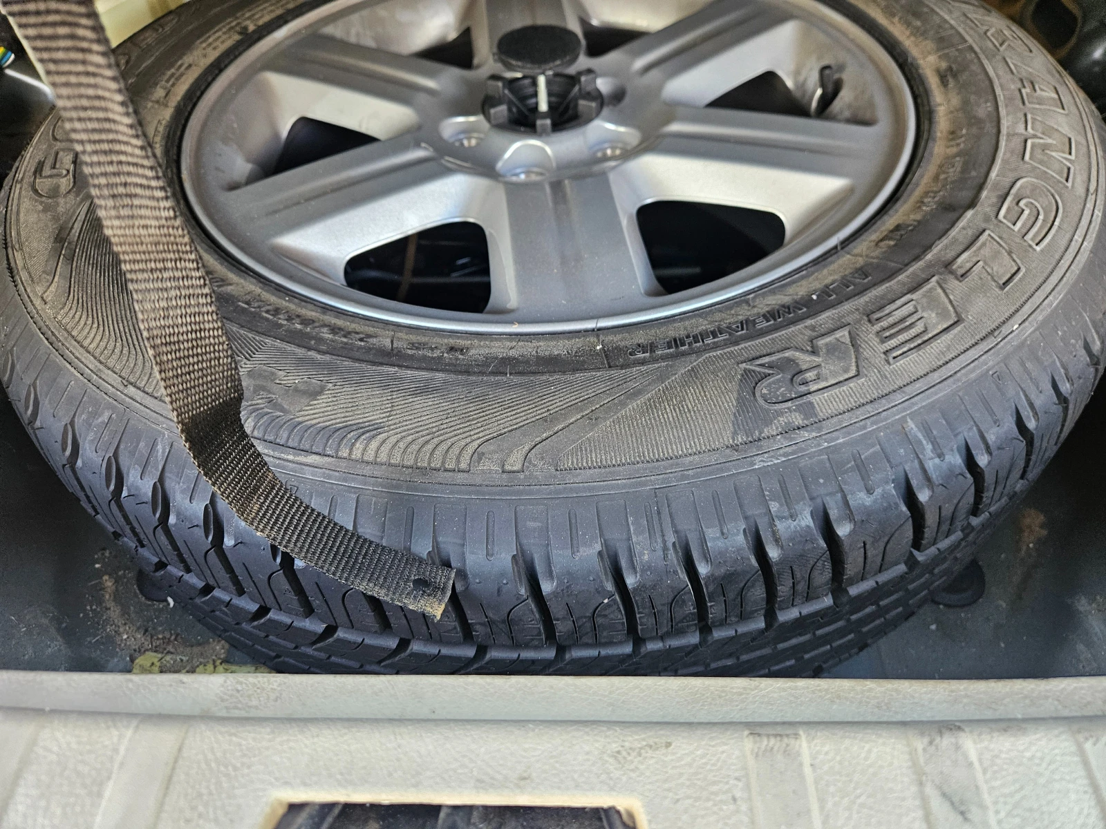 Land Rover Freelander 2.2  EVRO 5B   6ck  | Mobile.bg � ����������� 6