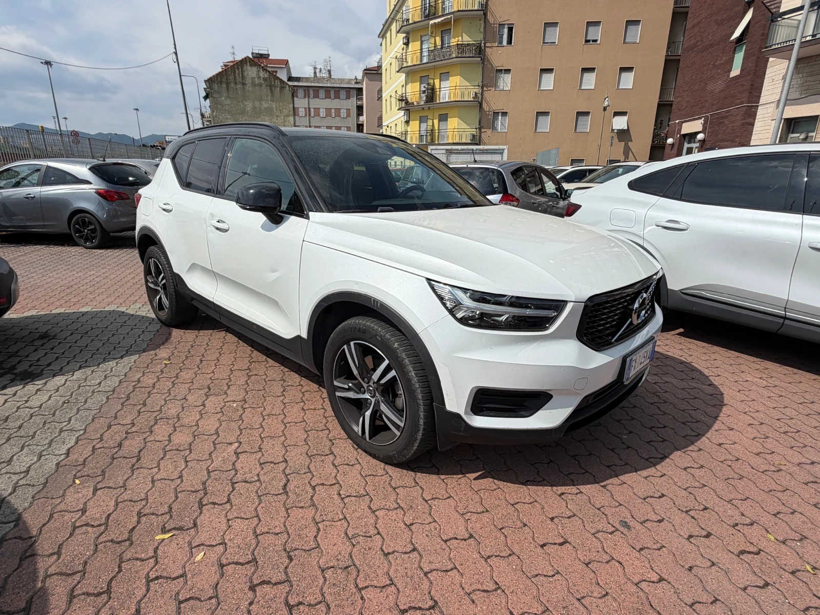 Volvo XC40 2.0 diesel 4x4 Rdesign /  Digital / LED 
