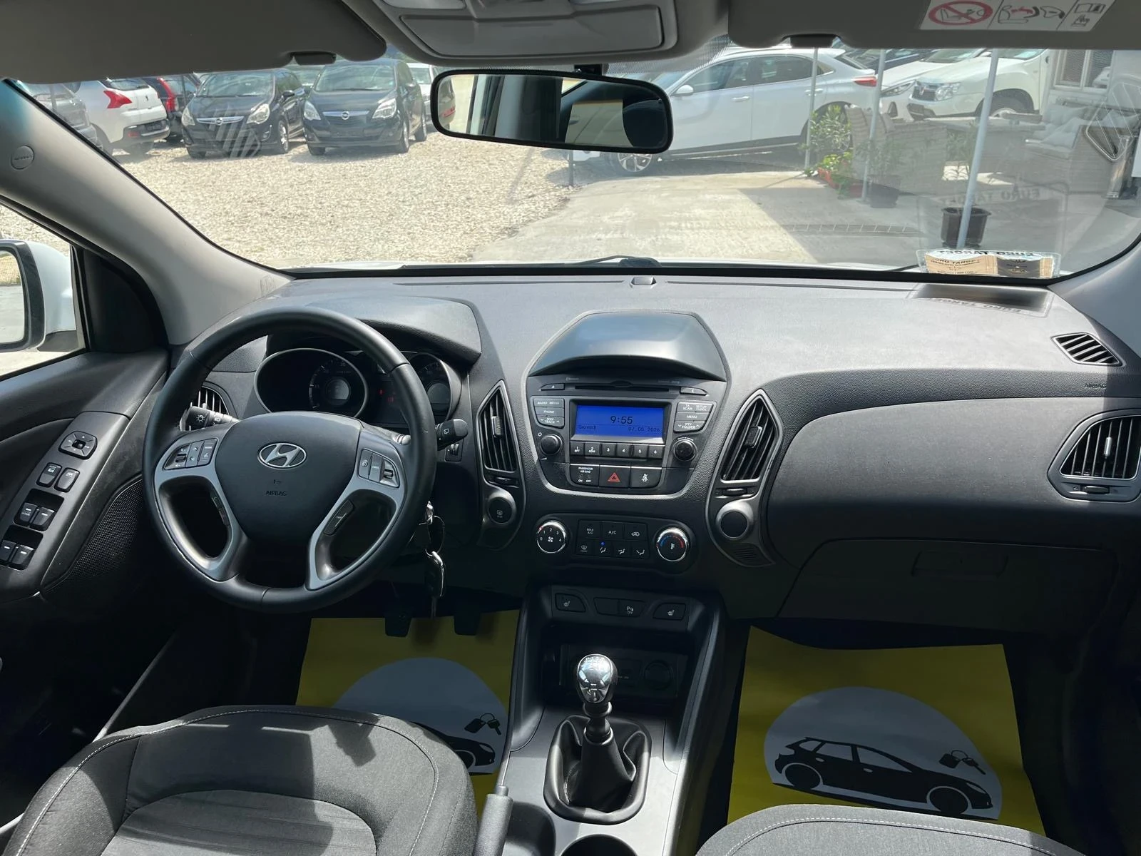 Hyundai IX35 1.7 crdi, снимка 10 - Автомобили и джипове - 54481498