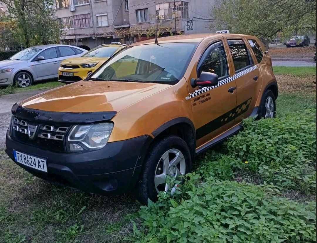 Dacia Duster ГАЗ, снимка 8 - Автомобили и джипове - 55396859