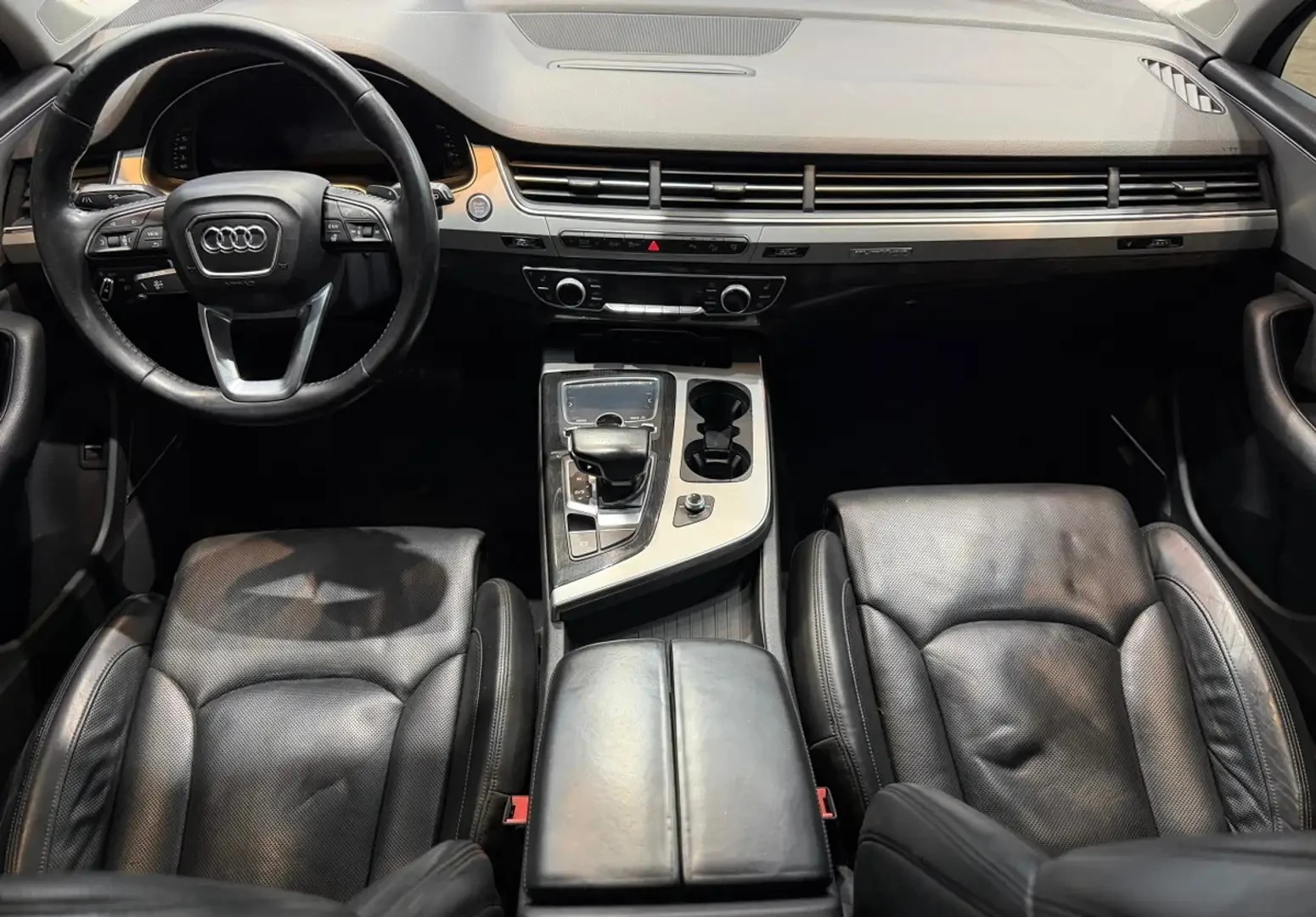 Audi Q7 TECHNIC* 7 МЕСТА* МАСАЖ* 360* BOSE* ОБДУХ, снимка 5 - Автомобили и джипове - 55465770