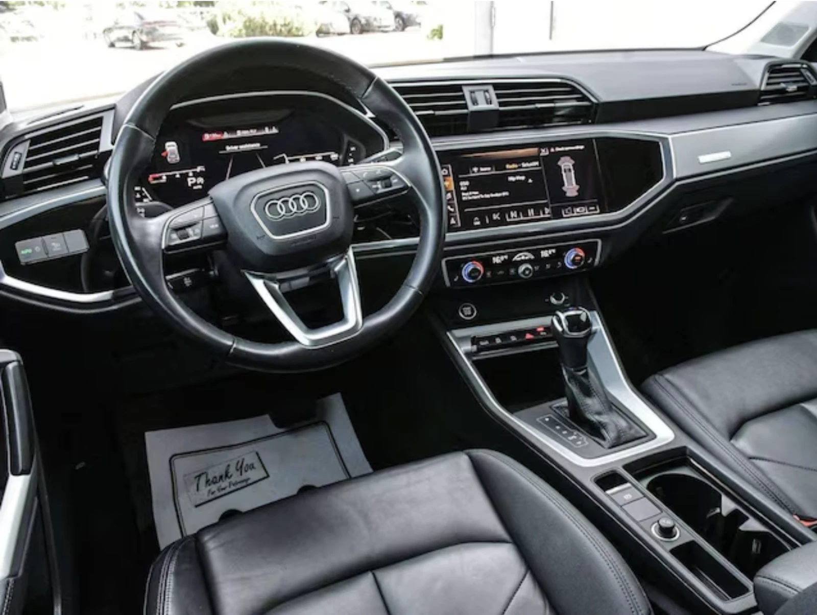 Audi Q3 45 TFSI | 2 Чифта гуми| DIGITAL DASH| Black Optics, снимка 8 - Автомобили и джипове - 55510196