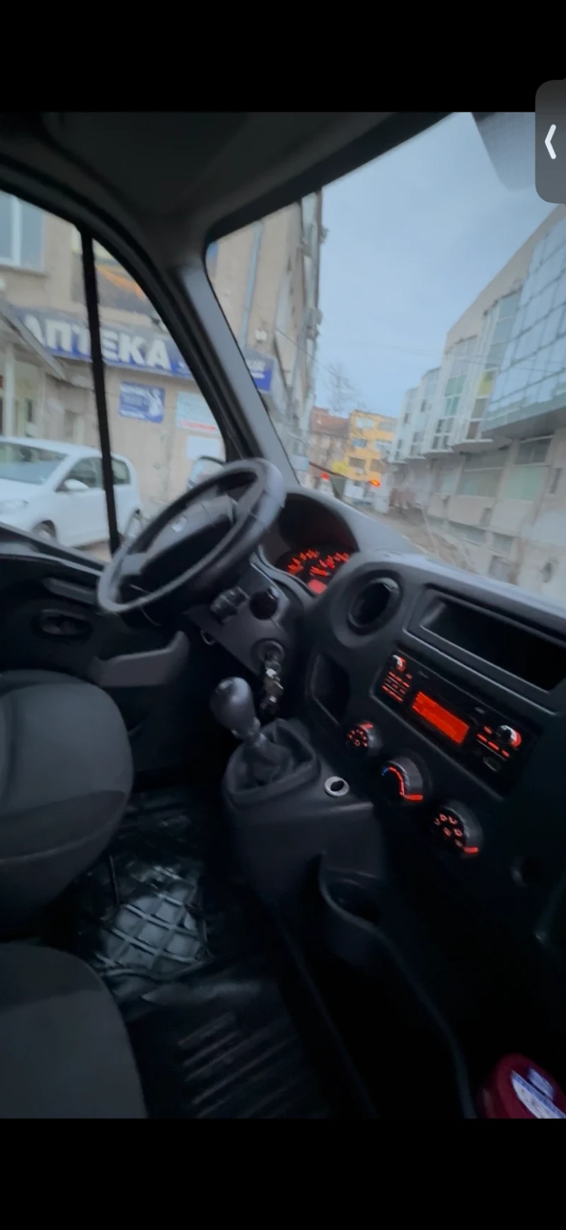 Renault Master, снимка 8 - Бусове и автобуси - 53236859