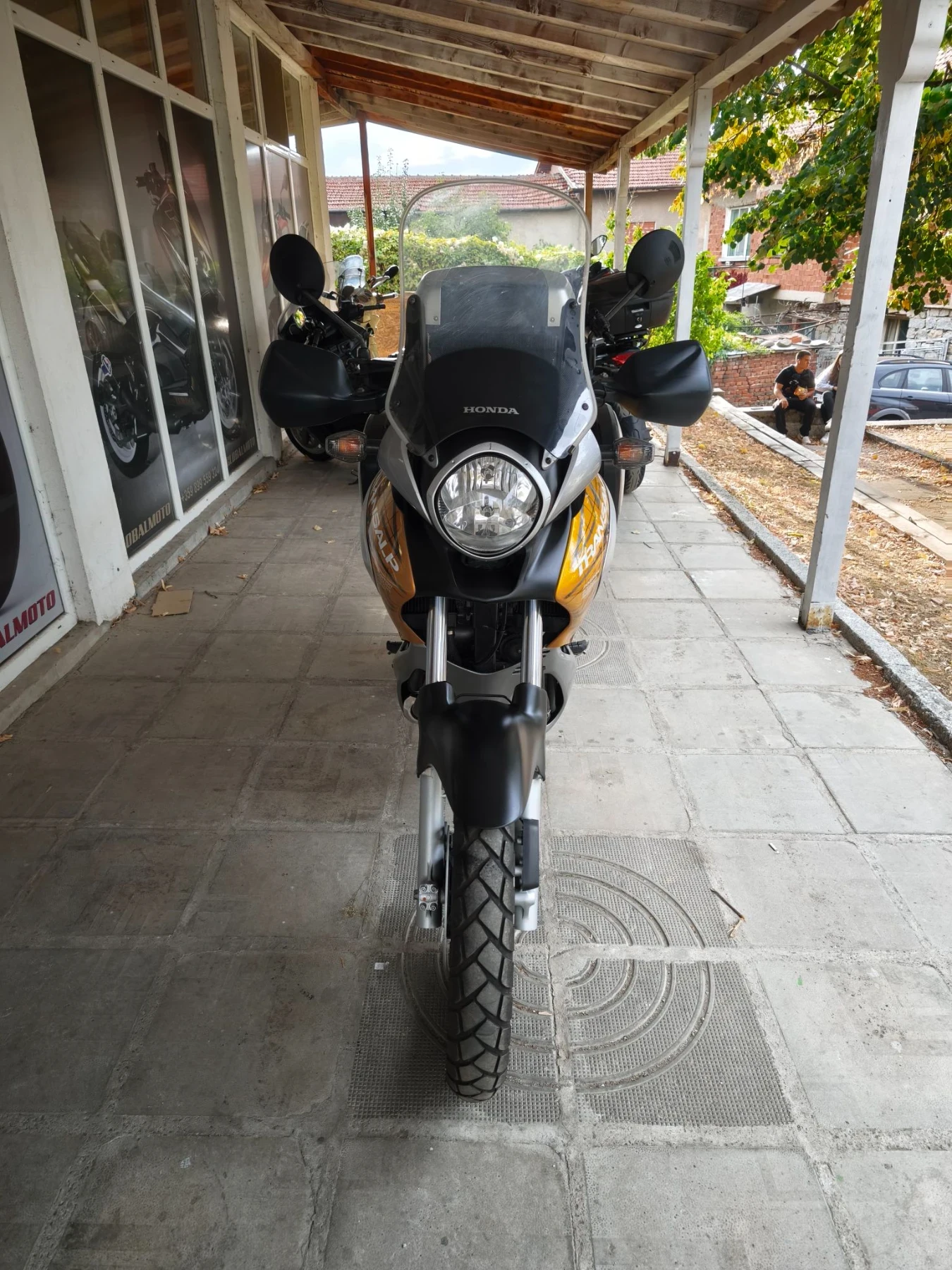 Honda Xlv 700i ABS , снимка 5 - Мотоциклети и мототехника - 56169177