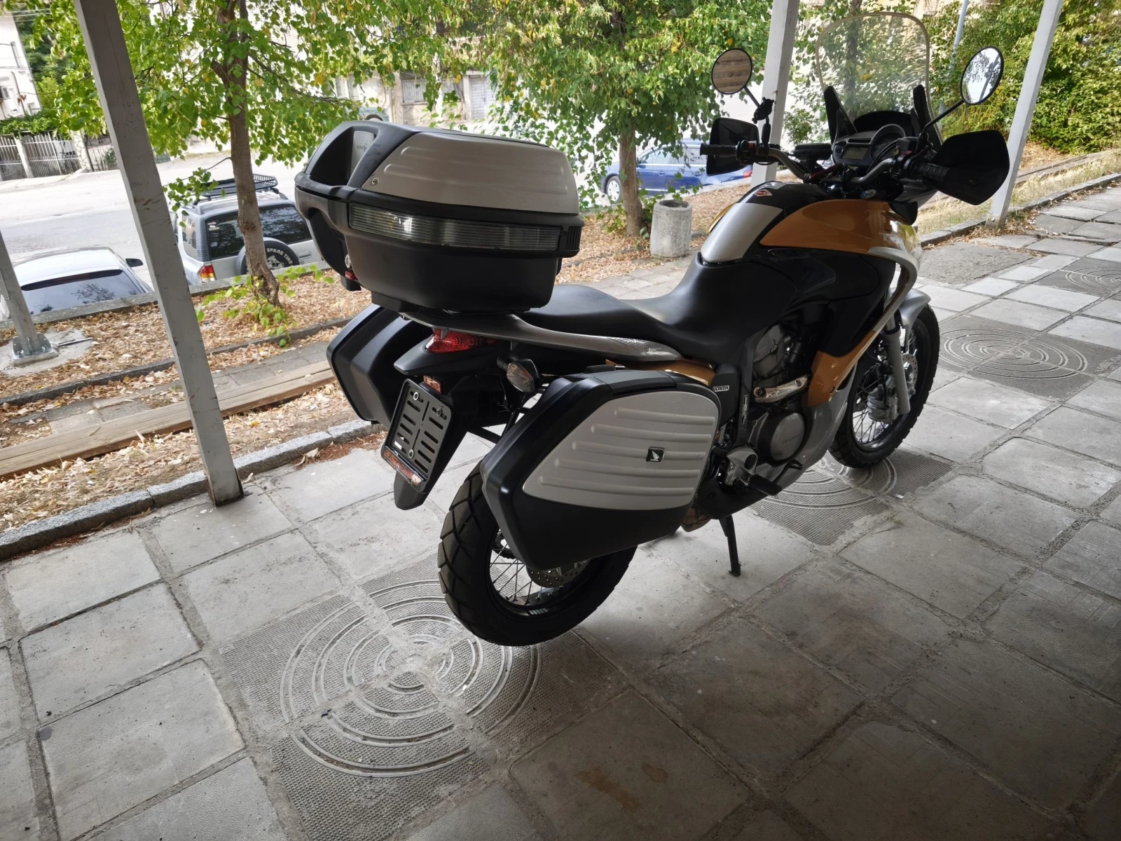 Honda Xlv 700i ABS , снимка 3 - Мотоциклети и мототехника - 56169177
