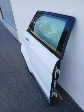 Врата задна дясна Lend Rover Evoque 2012г , снимка 2