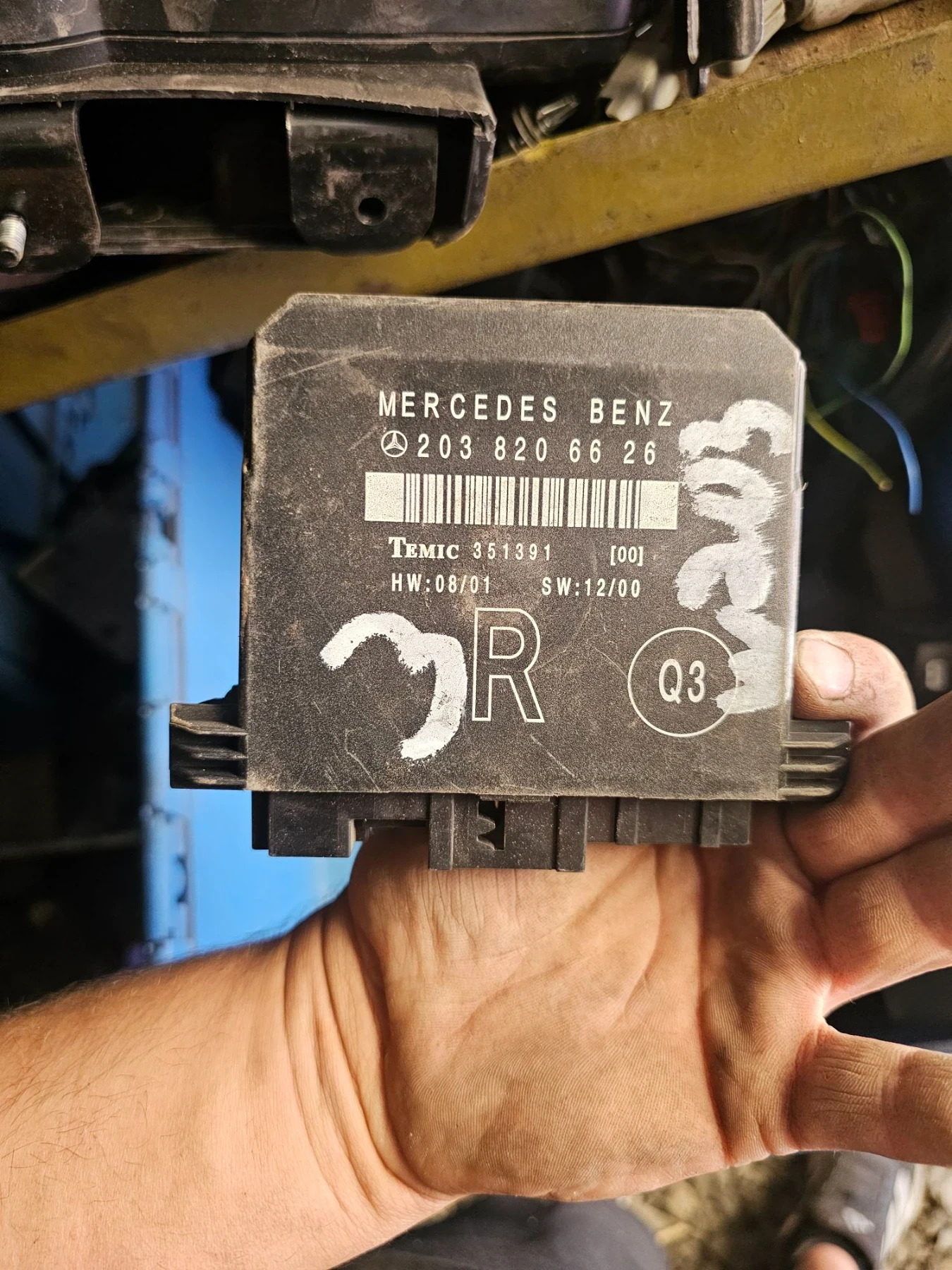 2038205626 комфорт модул дясна врата  Mercedes  Temic 351391 
