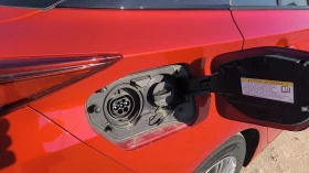 Toyota Prius Prime 1.8, снимка 17