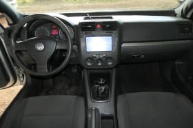 VW Golf 1.6FSi 116 6  BLUETOOTH | Mobile.bg    12