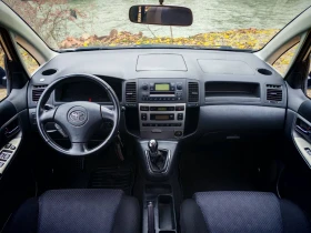 Toyota Corolla verso, снимка 12