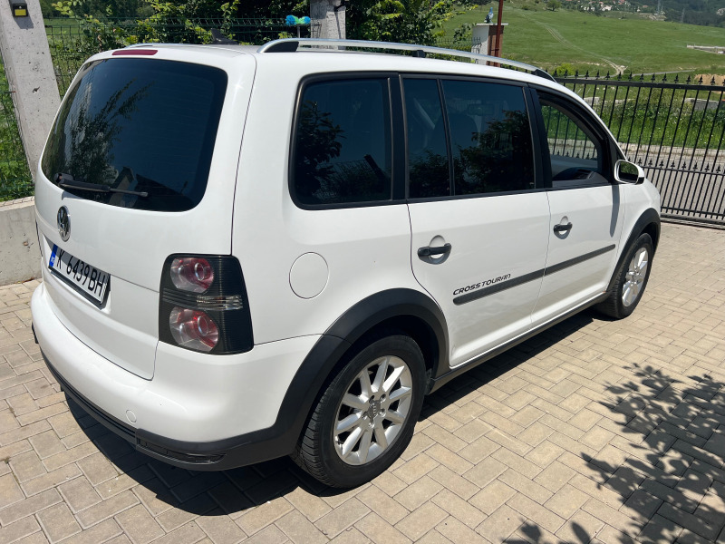 VW Touran CROSS TOURAN, снимка 8 - Автомобили и джипове - 45931236