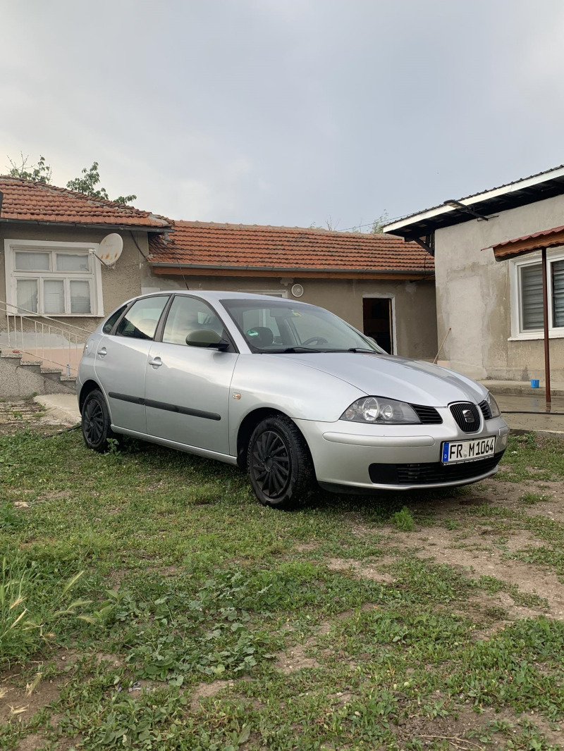 Seat Ibiza 1.4, снимка 3 - Автомобили и джипове - 45999435