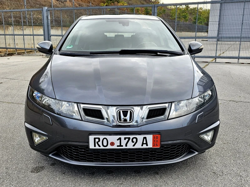 Honda Civic 1.8 Фейслифт, Executive, Кожа, Навигация, Xenon , снимка 4 - Автомобили и джипове - 47488278