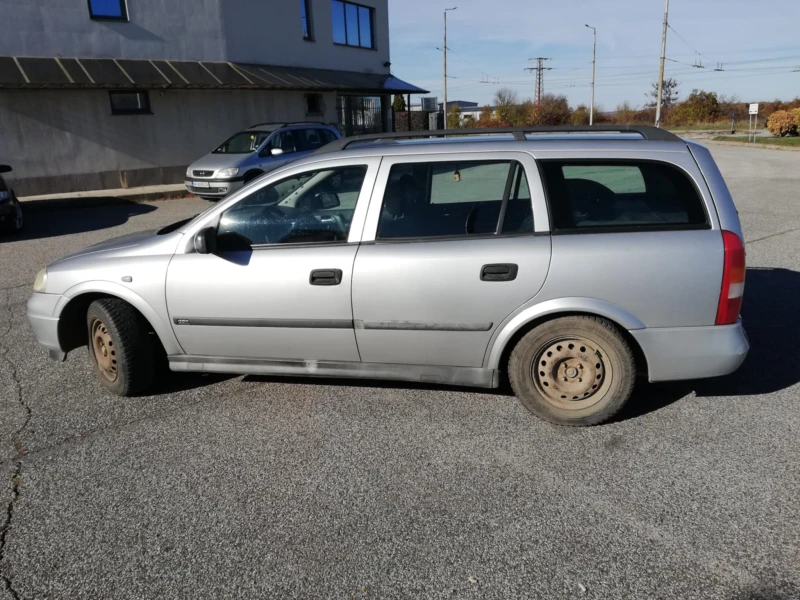 Opel Astra Метан, снимка 2 - Автомобили и джипове - 48178101