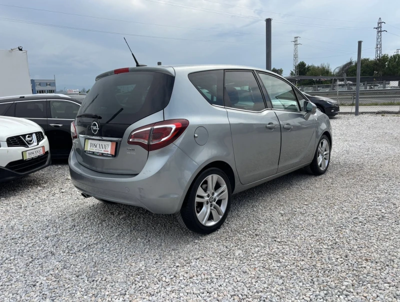 Opel Meriva 1.6cdti* Cosmo* Навигация* Лизинг, снимка 4 - Автомобили и джипове - 50572837