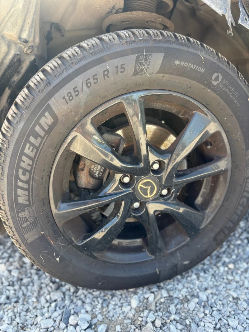 Mazda 2 Бензин на части, снимка 7 - Автомобили и джипове - 50778912