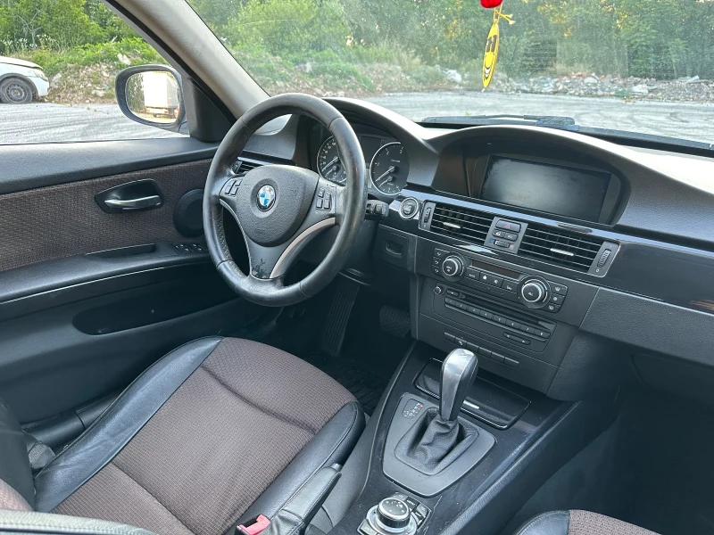 BMW 320, снимка 3 - Автомобили и джипове - 52591936