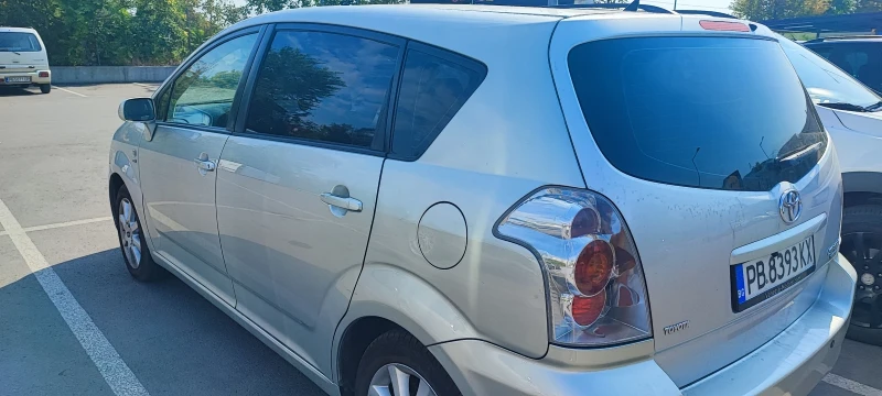 Toyota Corolla verso, снимка 5 - Автомобили и джипове - 52243032