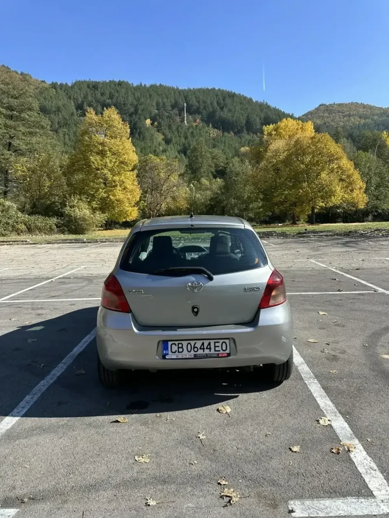 Toyota Yaris 1, 4 D4-D, снимка 12 - Автомобили и джипове - 52395959