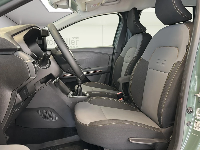 Dacia Jogger TCe 100 Extreme+ 7-SITZ| LED| NAVI| SHZ| KAM, снимка 12 - Автомобили и джипове - 52527409