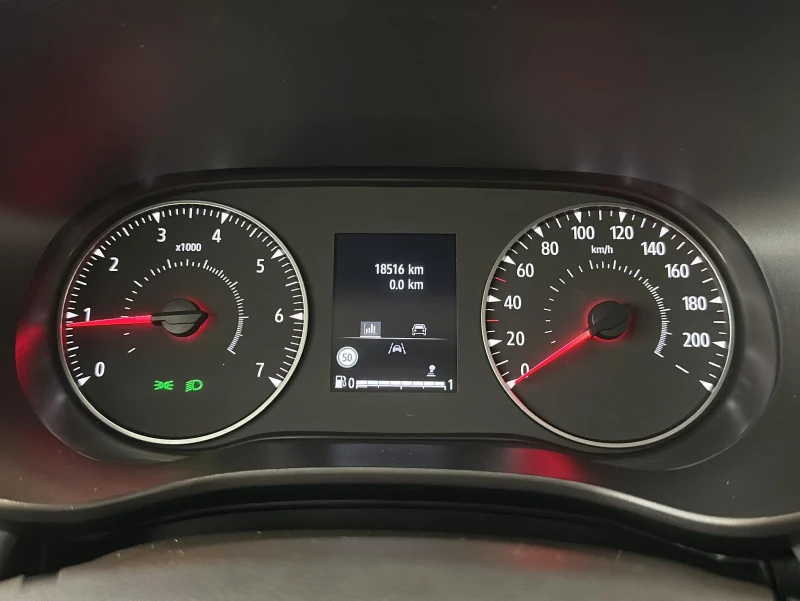 Dacia Jogger TCe 100 Extreme+ 7-SITZ| LED| NAVI| SHZ| KAM, снимка 16 - Автомобили и джипове - 52527409