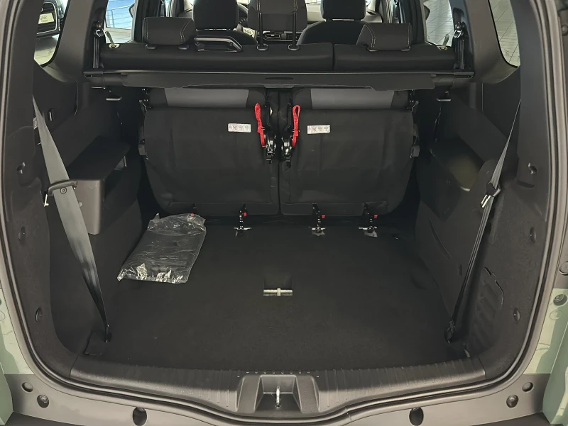 Dacia Jogger TCe 100 Extreme+ 7-SITZ| LED| NAVI| SHZ| KAM, снимка 10 - Автомобили и джипове - 52527409