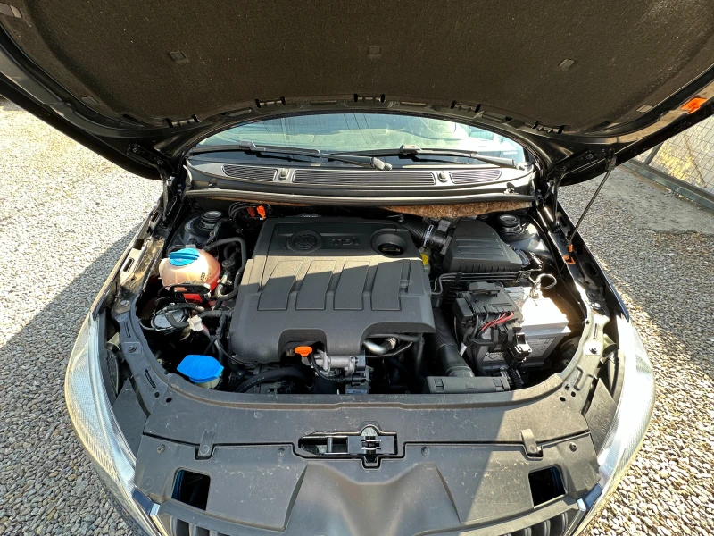 Skoda Roomster 1.6TDI Facelift ТОП СЪСТОЯНИЕ, снимка 17 - Автомобили и джипове - 53373350