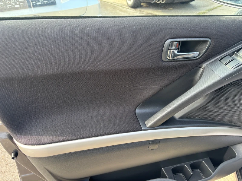 Toyota Corolla verso 2009+ ФЕЙС+ 2.2+ 136кс+ 6ск+ С.ИСТОРИЯ, снимка 8 - Автомобили и джипове - 53476196