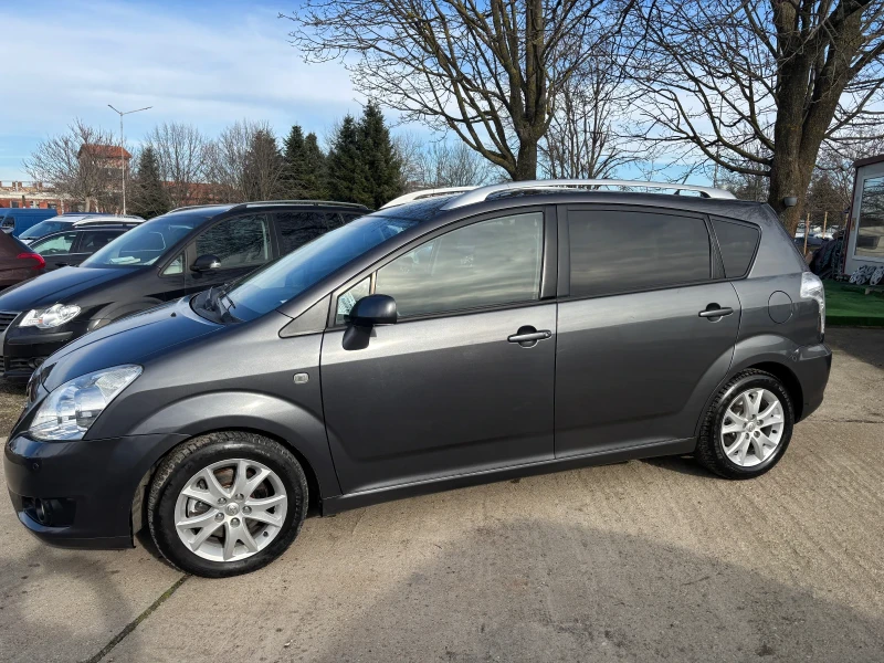 Toyota Corolla verso 2009+ ФЕЙС+ 2.2+ 136кс+ 6ск+ С.ИСТОРИЯ, снимка 7 - Автомобили и джипове - 53476196