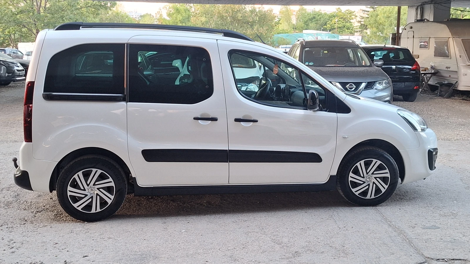 Citroen Berlingo 1.6hdi  Multispace120kc Navi Камера Led euro6 - изображение 7