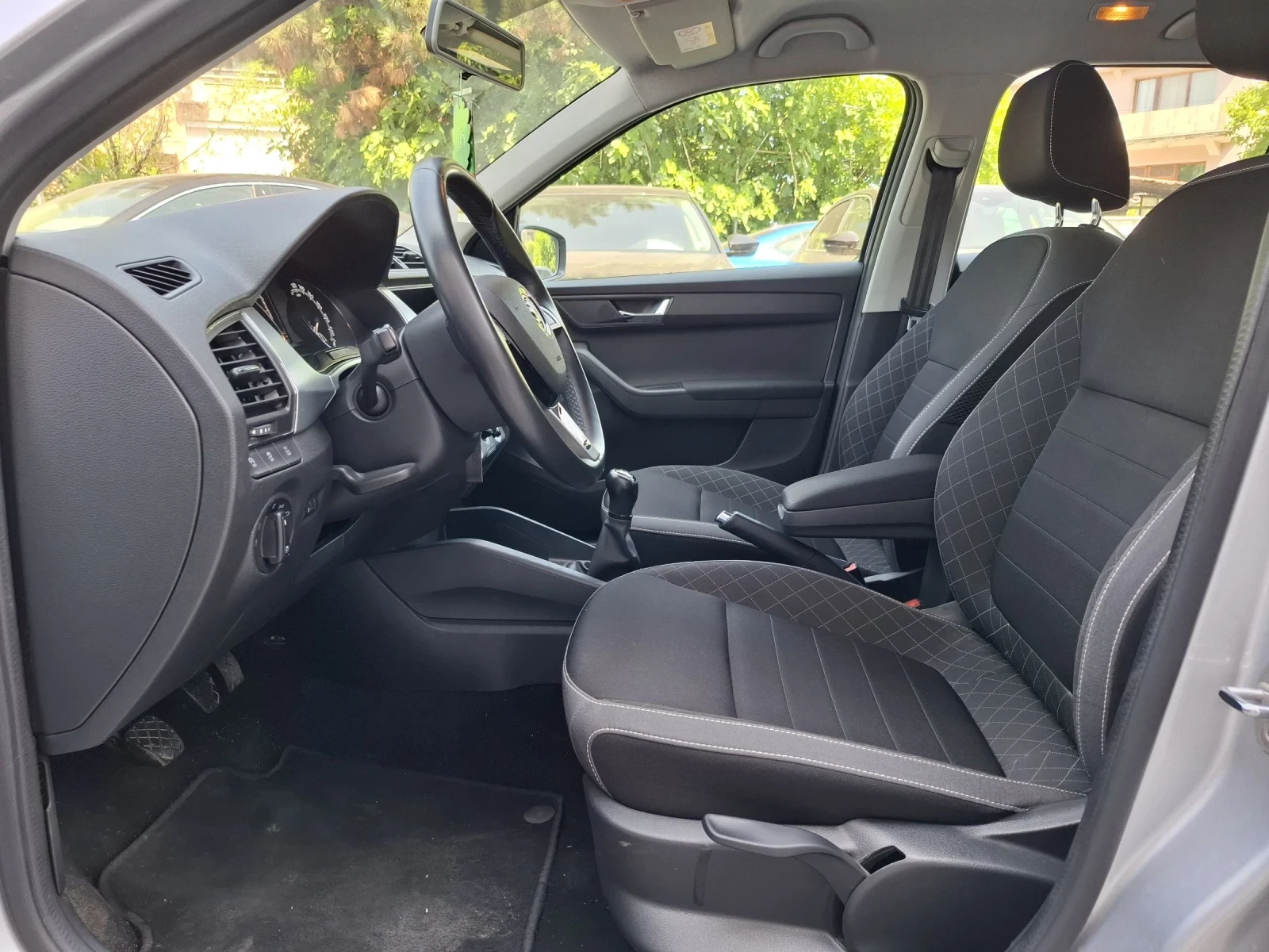 Skoda Fabia 1.0 TSI - изображение 5