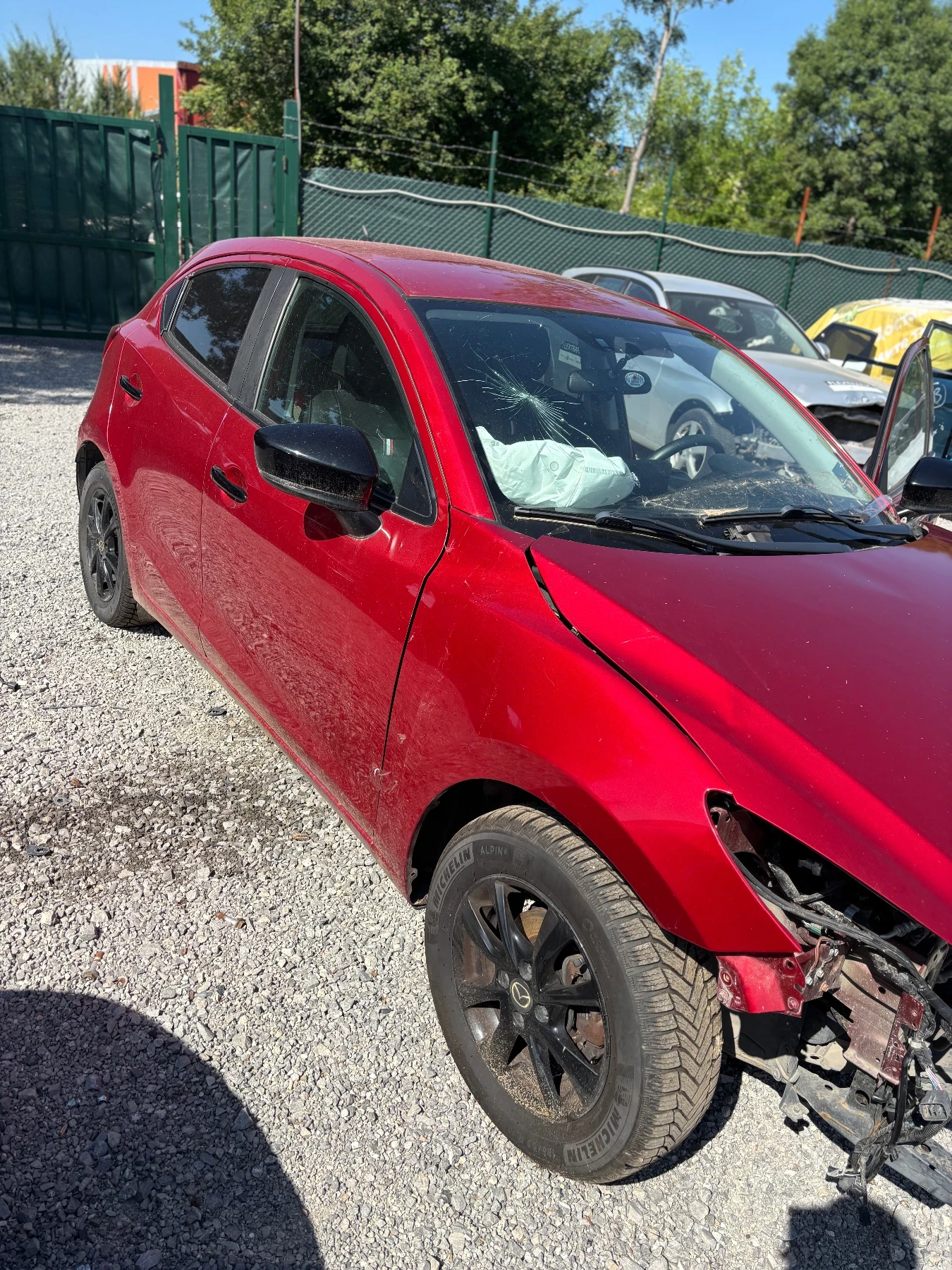 Mazda 2 Бензин на части - изображение 2