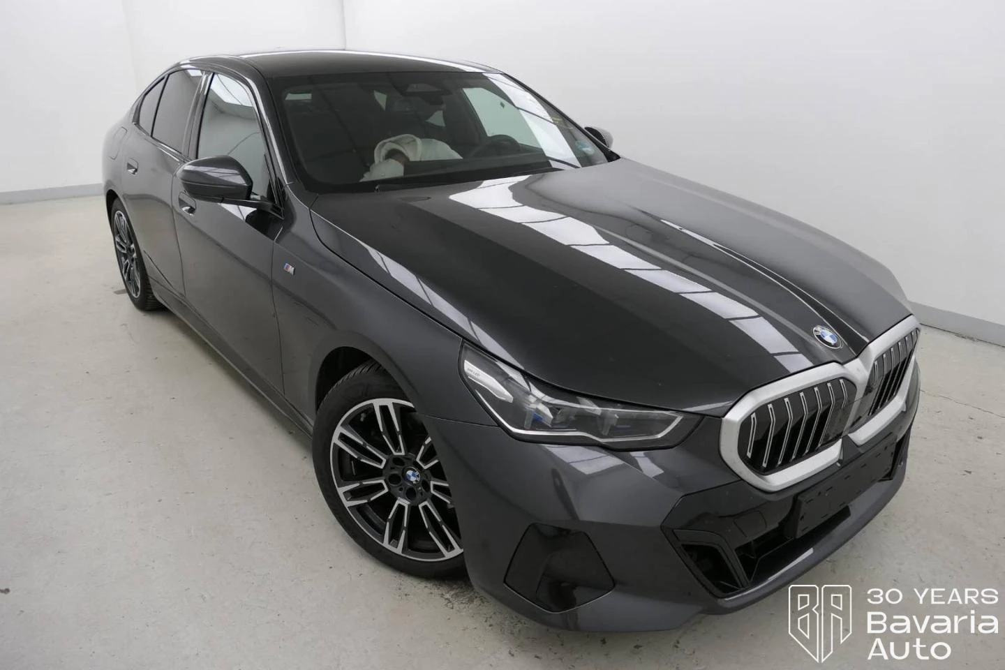 BMW 520  d xDrive M Sport Paket - изображение 4