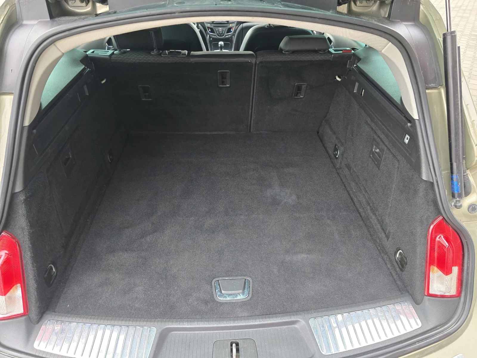 Opel Insignia 2.0CDTI 4X4 170kc. | Mobile.bg   13