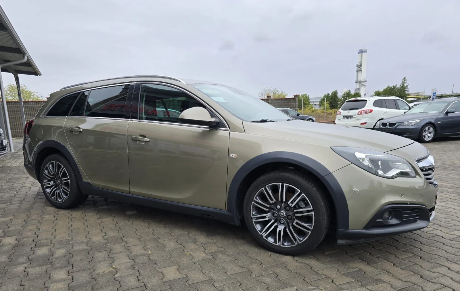 Opel Insignia 2.0CDTI 4X4 170kc. - изображение 3