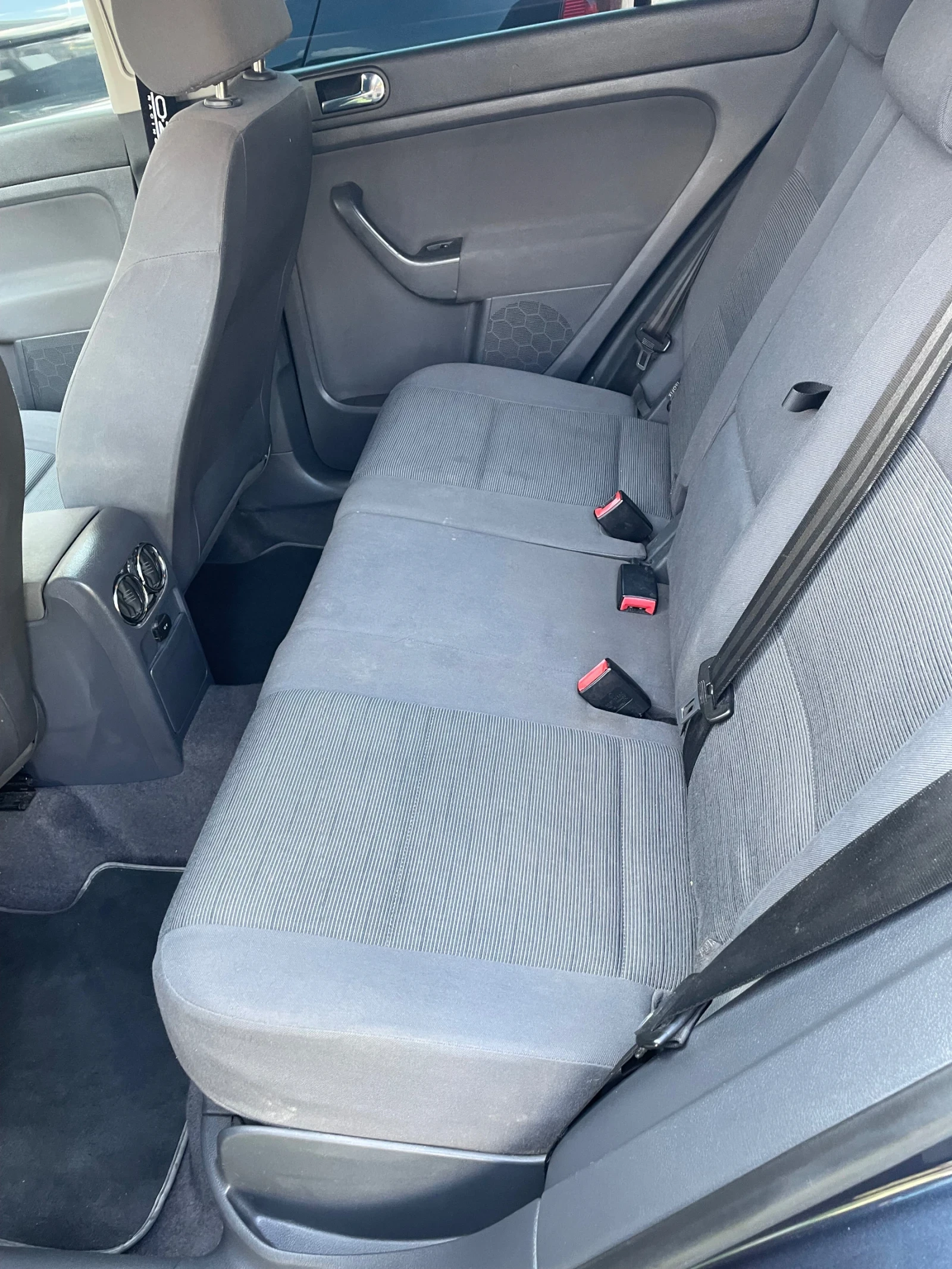 VW Golf Plus 1.9tdi 105кс - изображение 10