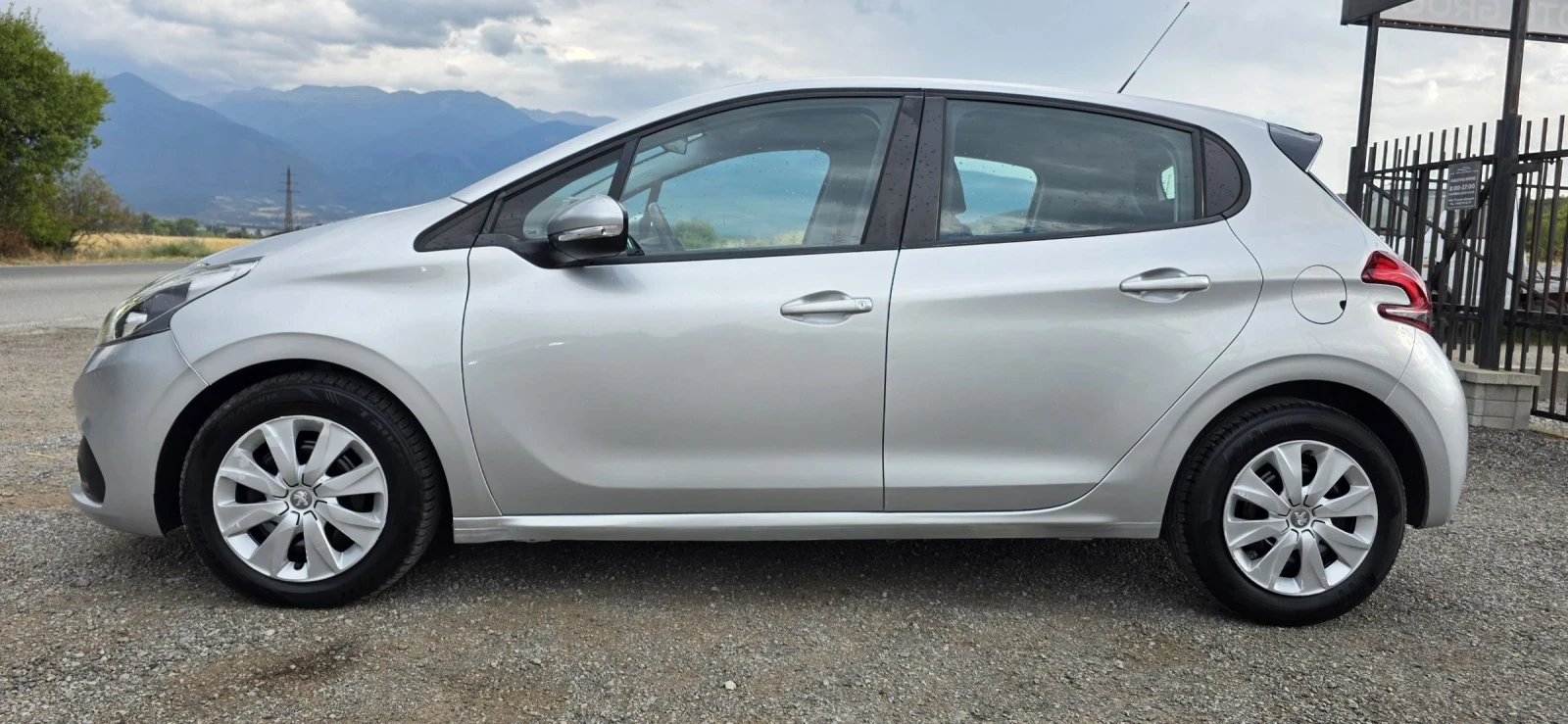 Peugeot 208 1.6 Blue Hdi-100 hp - изображение 3