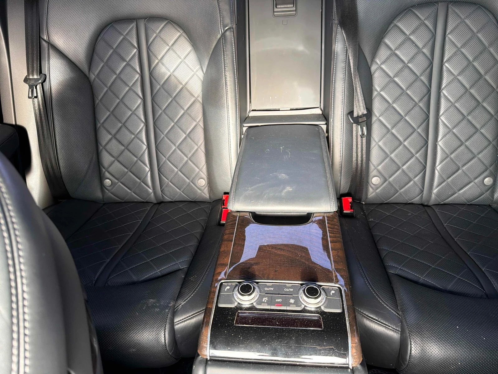 Audi A8 4.0T С РЕГИСТРАЦИЯ & АВТО КРЕДИТ  - изображение 9