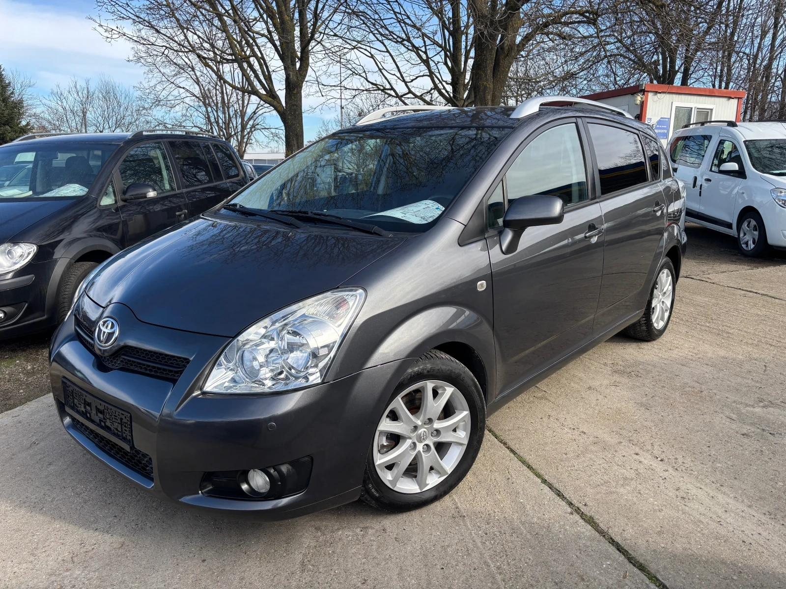 Toyota Corolla verso 2009+ ����+ 2.2+ 136��+ 6��+ �.������� | Mobile.bg � ����������� 1