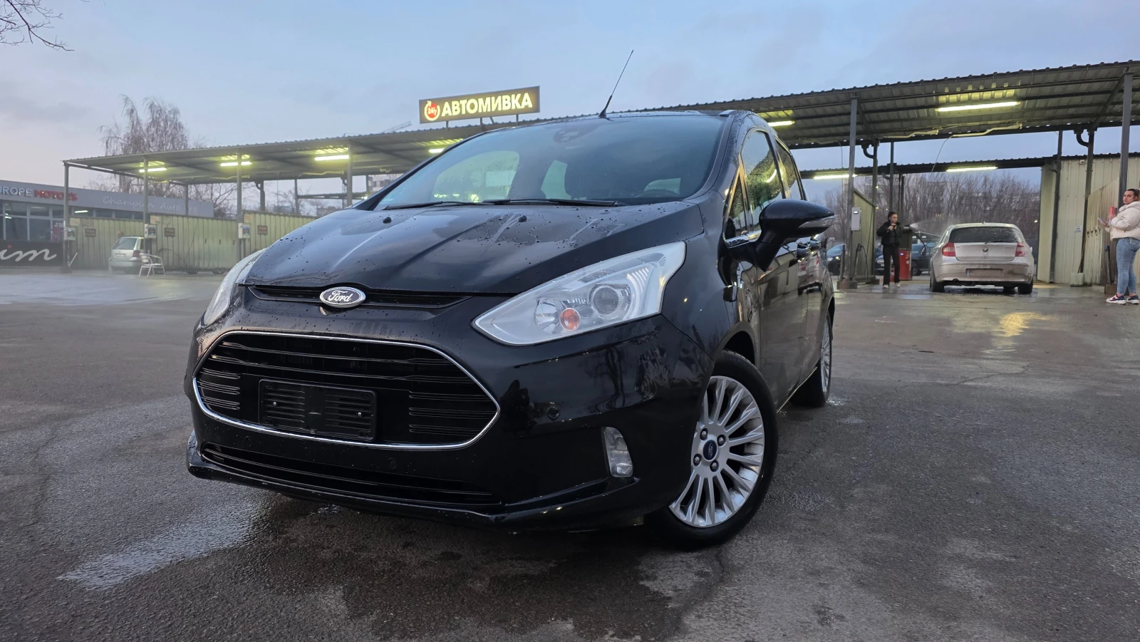 Ford B-Max KATO ЧИСТО НОВ