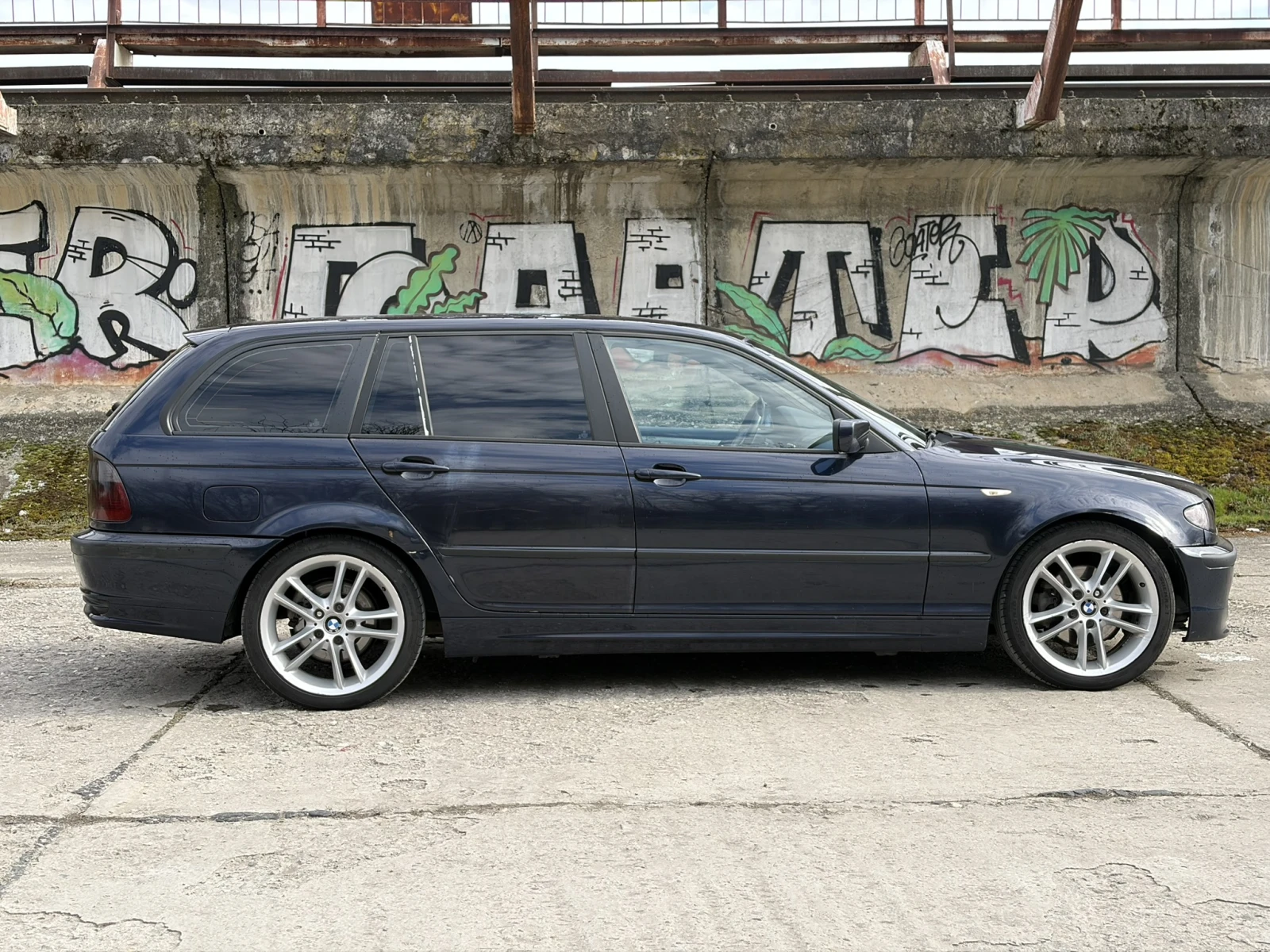 BMW 320 320d, снимка 5 - Автомобили и джипове - 54113452