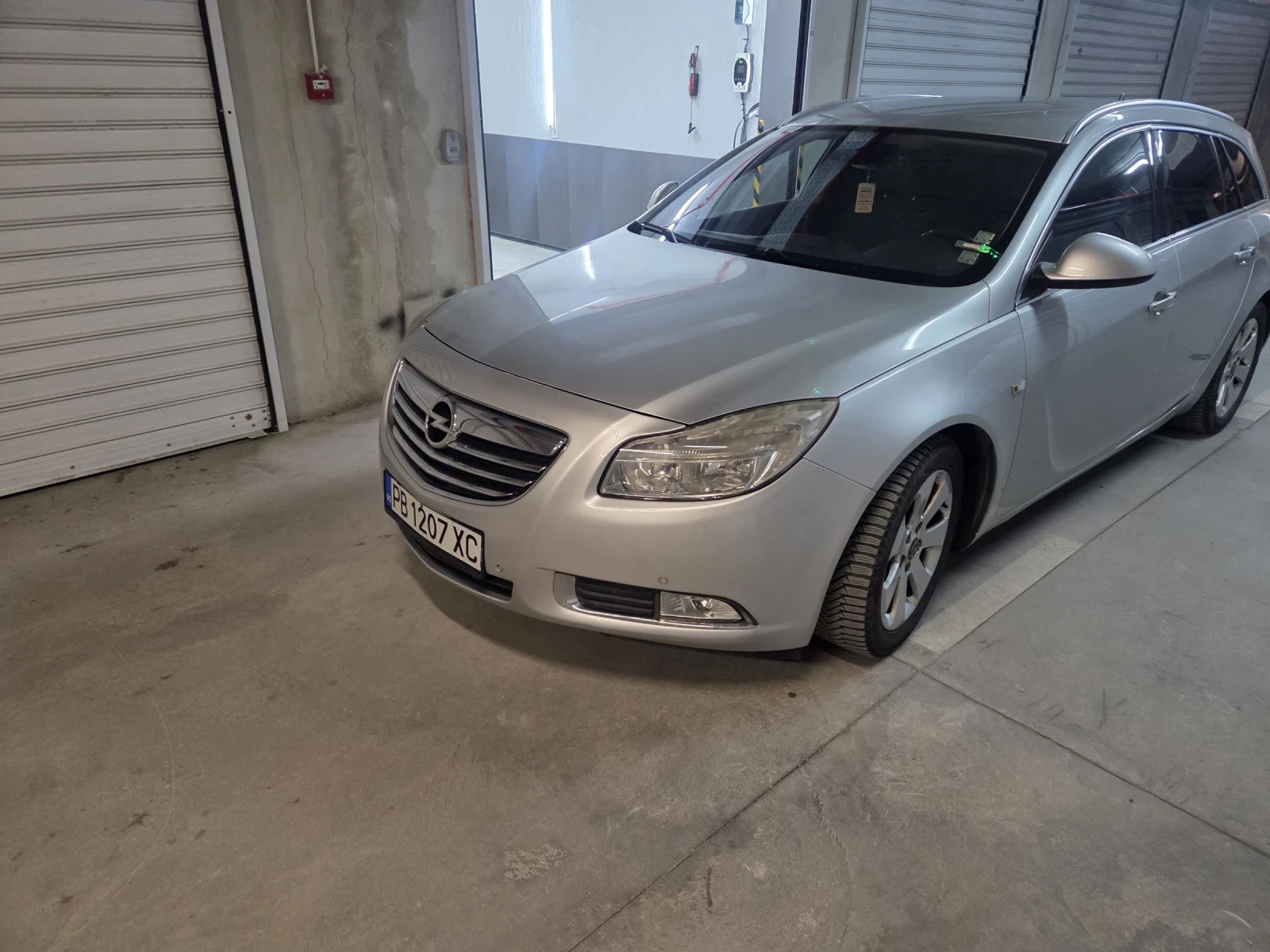 Opel Insignia 2.0 дизел , 160 к.с