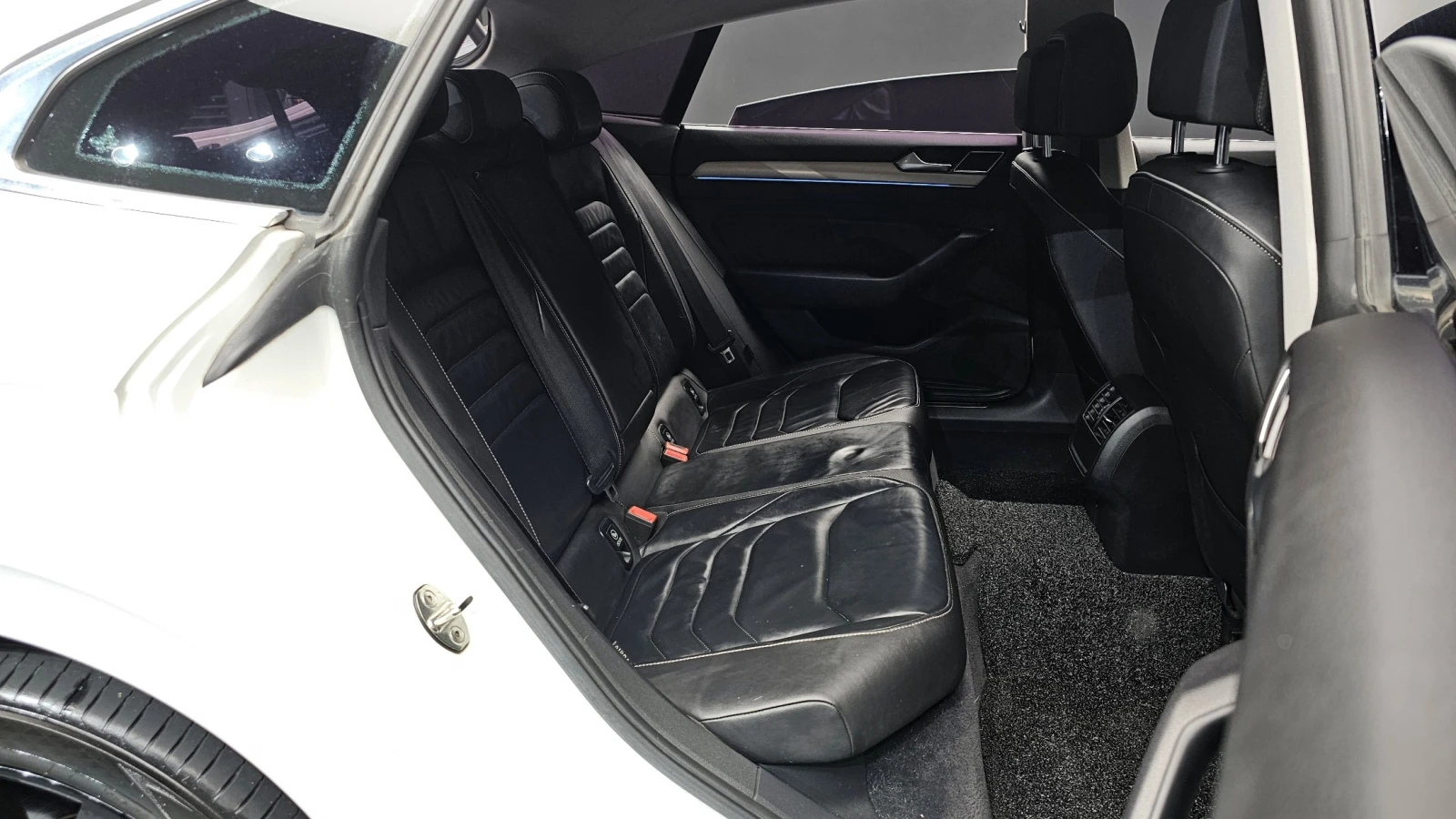 VW Arteon 2.0 TDI Premium| Distronic | Massage | Mobile.bg � ����������� 11