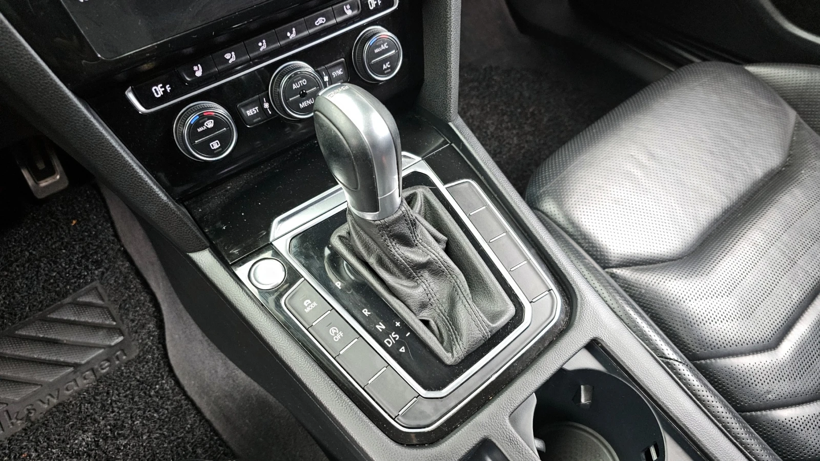 VW Arteon 2.0 TDI Premium| Distronic | Massage | Mobile.bg � ����������� 9